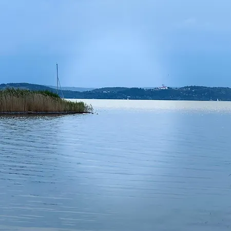 Διαμέρισμα Panorama Zamardi, Kilatas A Tora, Terasz Zamárdi
